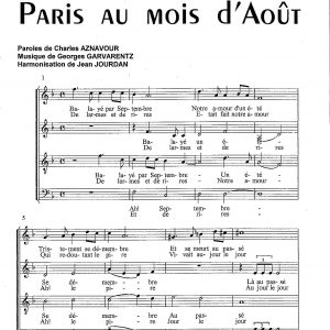PARIS AU MOIS D'AOUT
